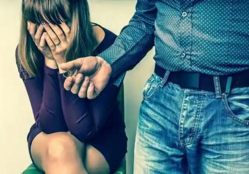 女方没房子离婚孩子归谁抚养